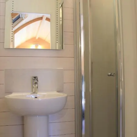 Camping The Honeybee Pod Penrith